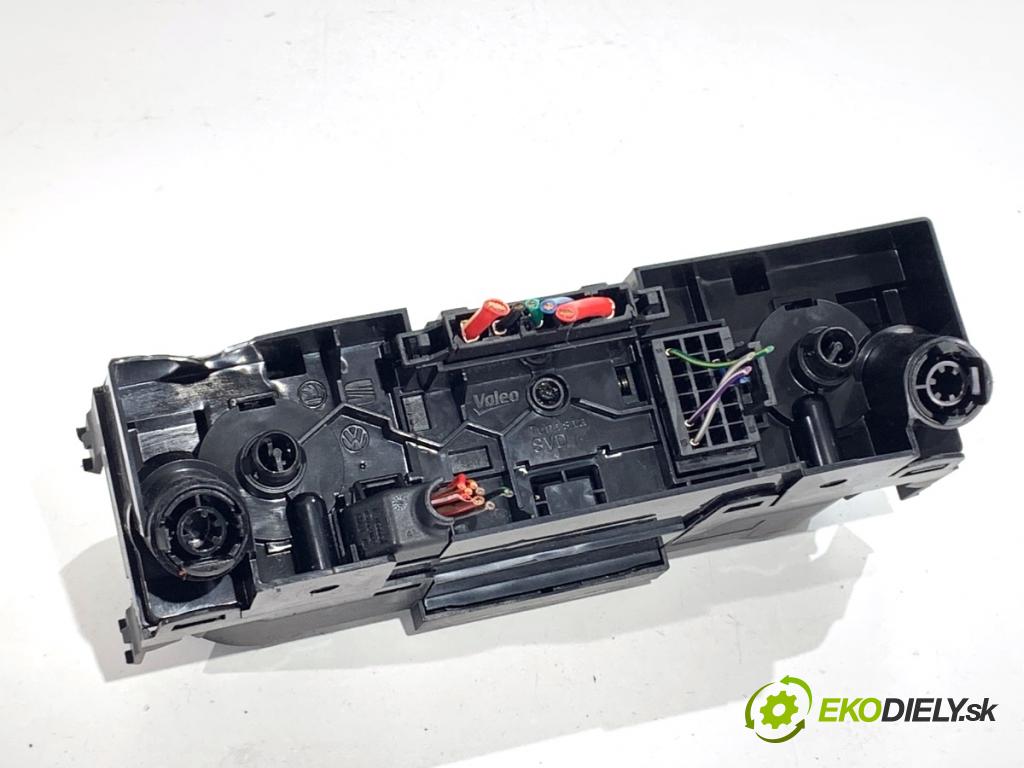 SEAT TOLEDO IV liftback 2016 66 kW 1.2 TSI 1197 Panel ovládania kúrenia 6P0820045B (Prepínacie páčky pod volantom)