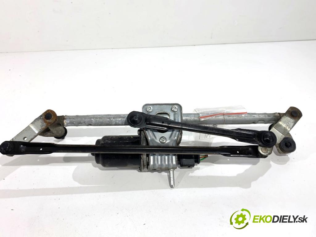 SEAT TOLEDO IV liftback 2016 66 kW 1.2 TSI 1197 Mechanizmus stieračov predný 5JB955113 (Motorček stieračov predný)