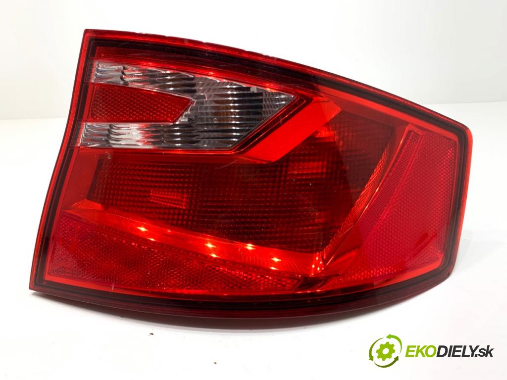 SEAT TOLEDO IV liftback 2016 66 kW 1.2 TSI 1197 světlo pravý zadní část 6JH945096E