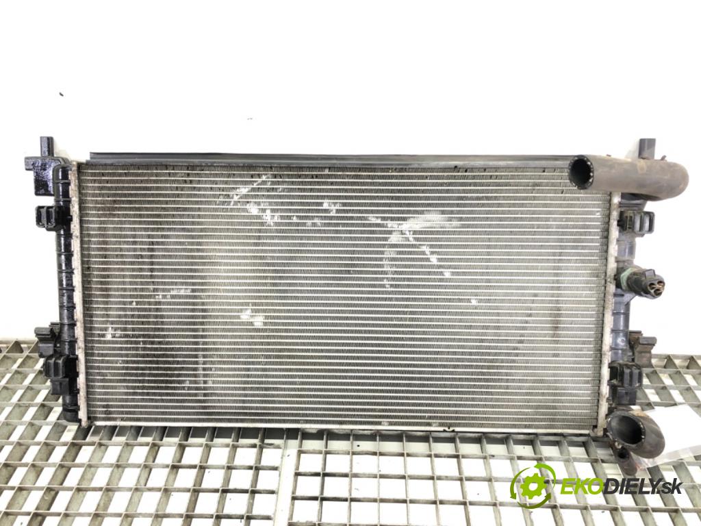 SEAT TOLEDO IV liftback 2016 66 kW 1.2 TSI 1197 chladič vody 6R0121253A (Vodní chladič)