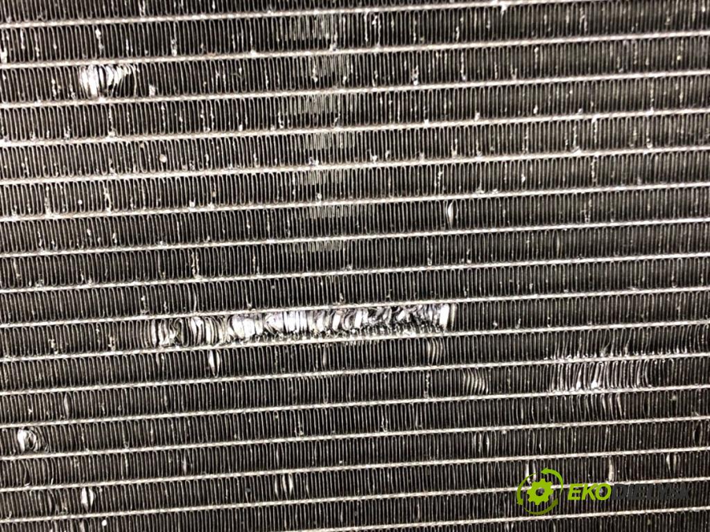 SEAT TOLEDO IV liftback 2016 66 kW 1.2 TSI 1197 chladič klimatizace  (Chladič klimatizace)