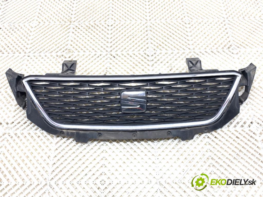 SEAT TOLEDO IV liftback 2016 66 kW 1.2 TSI 1197 mřížka maska 6JA853668A (Přední mřížka (maska chladiče))