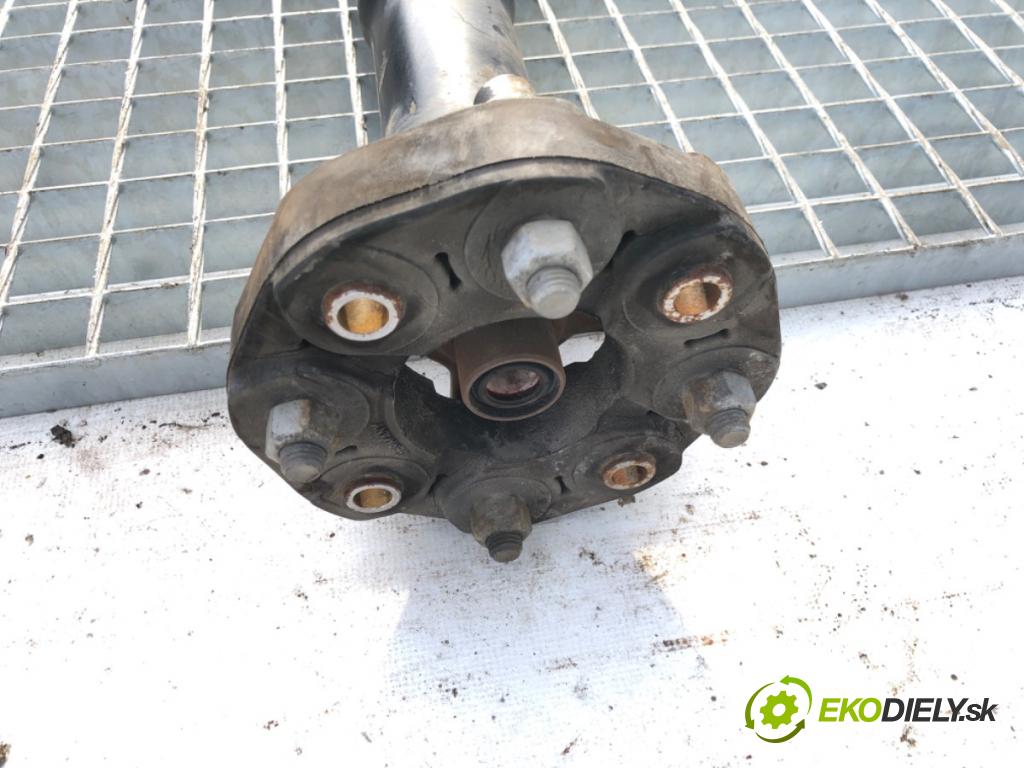 VW CARFTER 30 35 Autobus 2016 100 kW 2.0 TDI 1968 kardaň hřídel hnací zadní část A9064104801 (Kardanový hřídel)