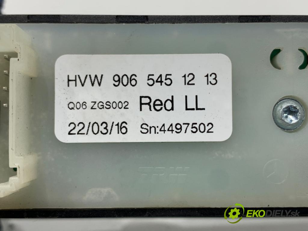 VW CARFTER 30 35 Autobus 2016 100 kW 2.0 TDI 1968 Prepínač okien 9065451213 (Prepínacie páčky pod volantom)