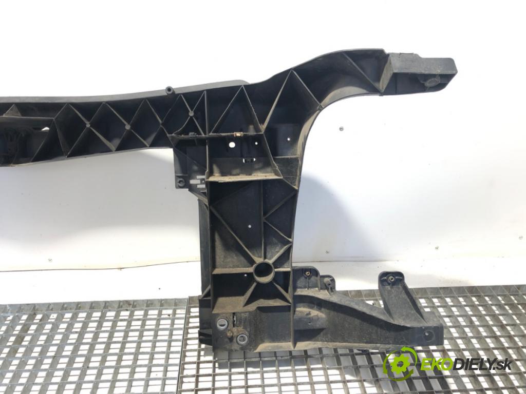 VW CARFTER 30 35 Autobus 2016 100 kW 2.0 TDI 1968 držák přední část 2E0805591A (Přední výztuha)