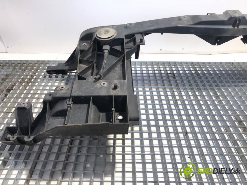 VW CARFTER 30 35 Autobus 2016 100 kW 2.0 TDI 1968 držák přední část 2E0805591A (Přední výztuha)