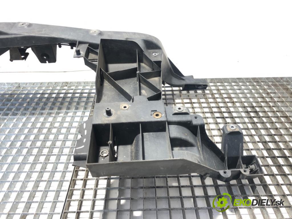 VW CARFTER 30 35 Autobus 2016 100 kW 2.0 TDI 1968 držák přední část 2E0805591A (Přední výztuha)