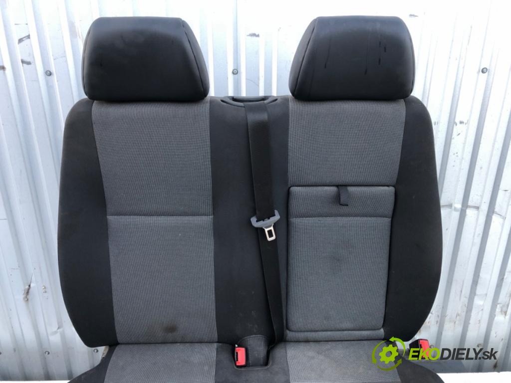 VW CARFTER 30 35 Autobus 2016 100 kW 2.0 TDI 1968 Sedadlo pravy predný