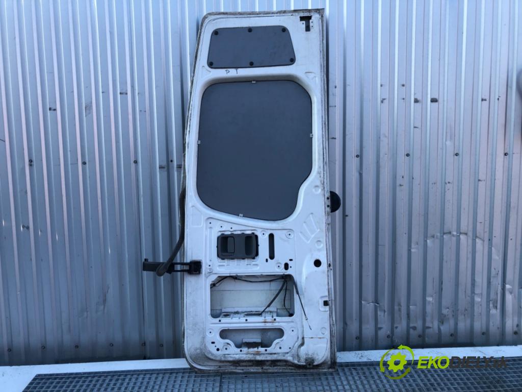 VW CARFTER 30 35 Autobus 2016 100 kW 2.0 TDI 1968 Dvere pravy zad