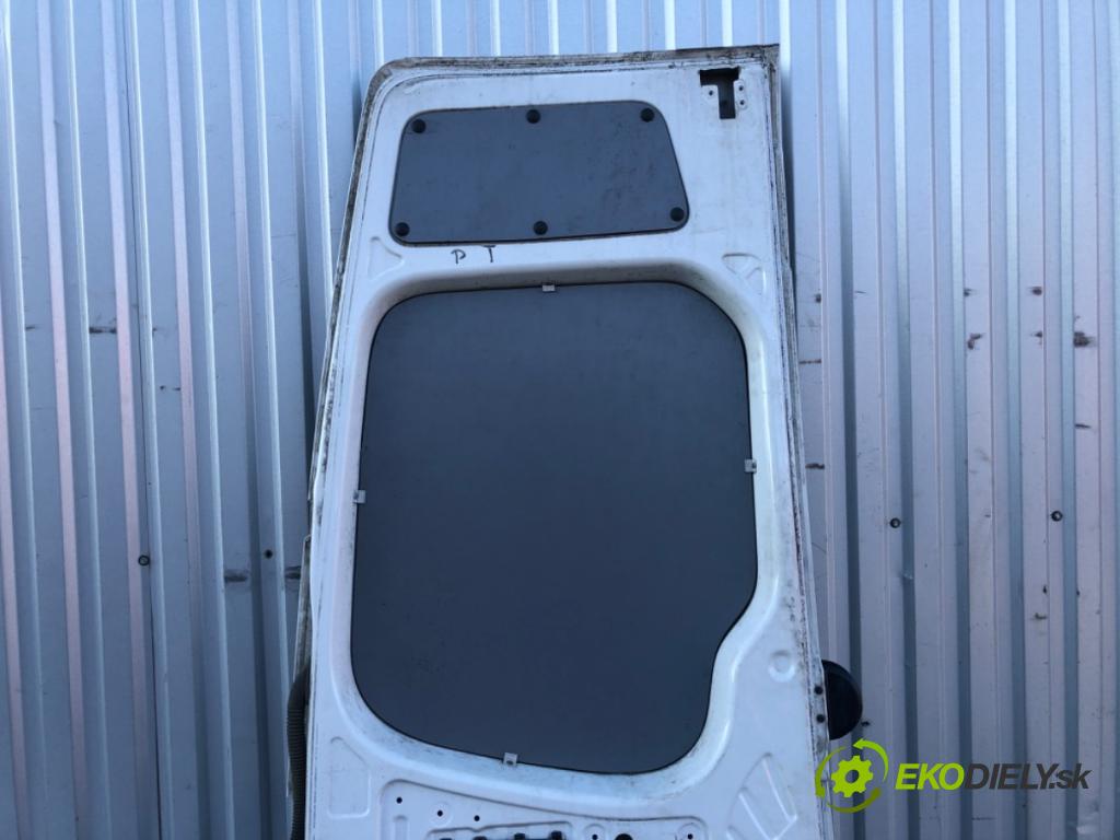 VW CARFTER 30 35 Autobus 2016 100 kW 2.0 TDI 1968 Dvere pravy zad