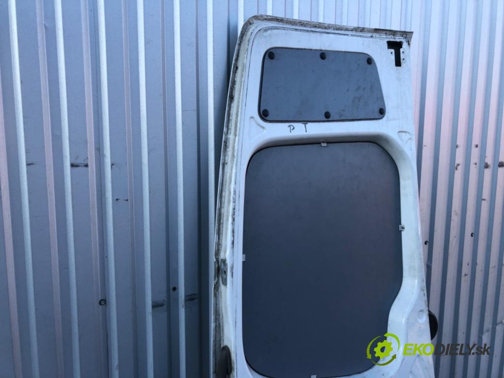 VW CARFTER 30 35 Autobus 2016 100 kW 2.0 TDI 1968 Dvere pravy zad