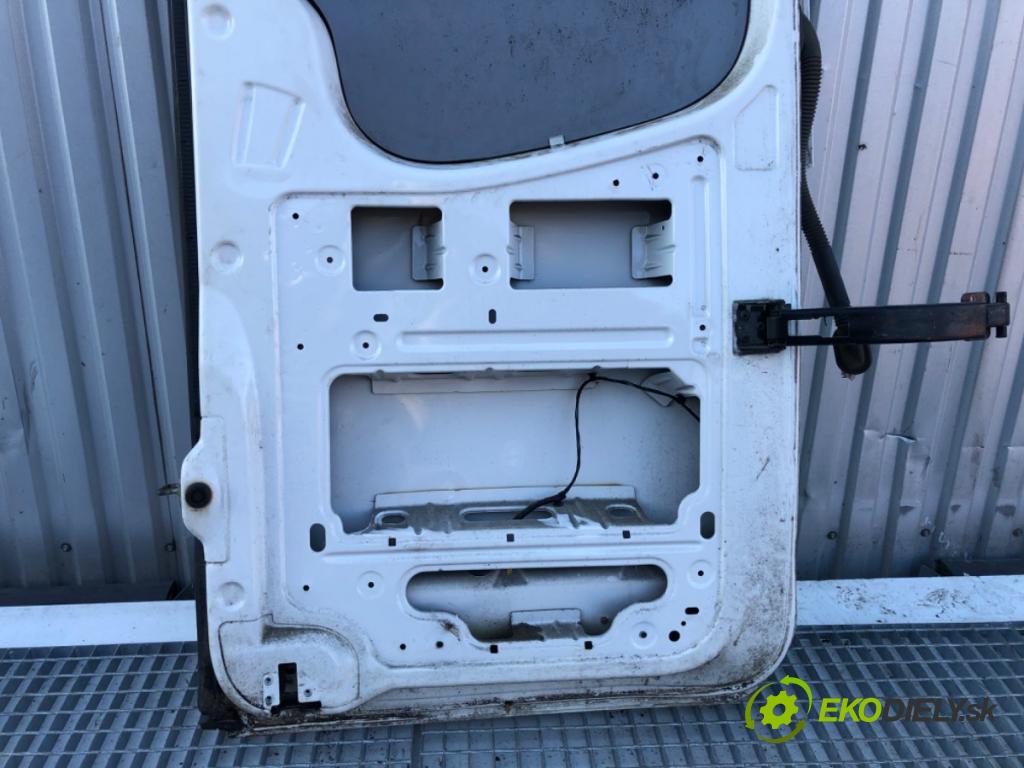 VW CARFTER 30 35 Autobus 2016 100 kW 2.0 TDI 1968 Dvere ľavy zad