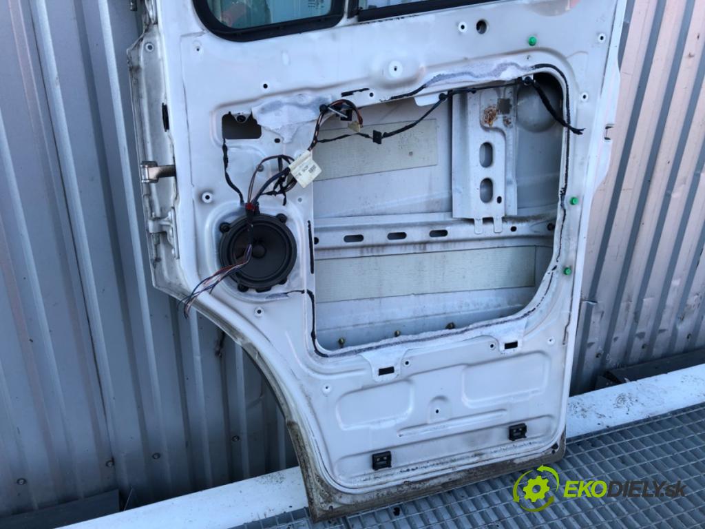 VW CARFTER 30 35 Autobus 2016 100 kW 2.0 TDI 1968 Dvere pravy predný