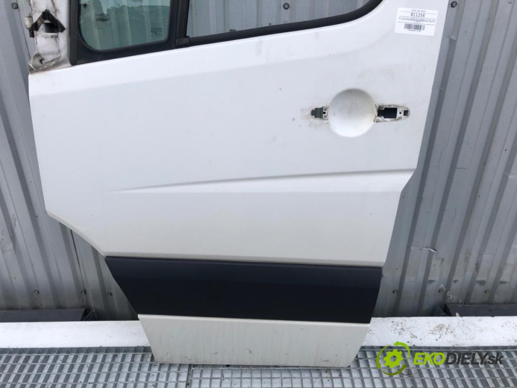 VW CARFTER 30 35 Autobus 2016 100 kW 2.0 TDI 1968 Dvere ľavy predný