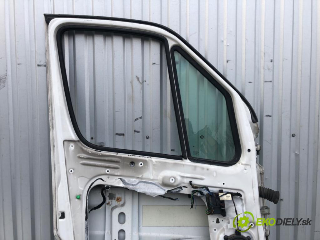 VW CARFTER 30 35 Autobus 2016 100 kW 2.0 TDI 1968 Dvere ľavy predný