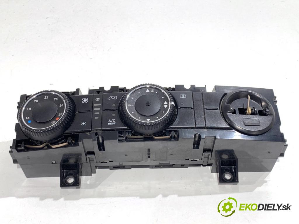 VW CARFTER 30 35 Autobus 2016 100 kW 2.0 TDI 1968 Panel ovládania kúrenia 5HB009183 (Prepínacie páčky pod volantom)