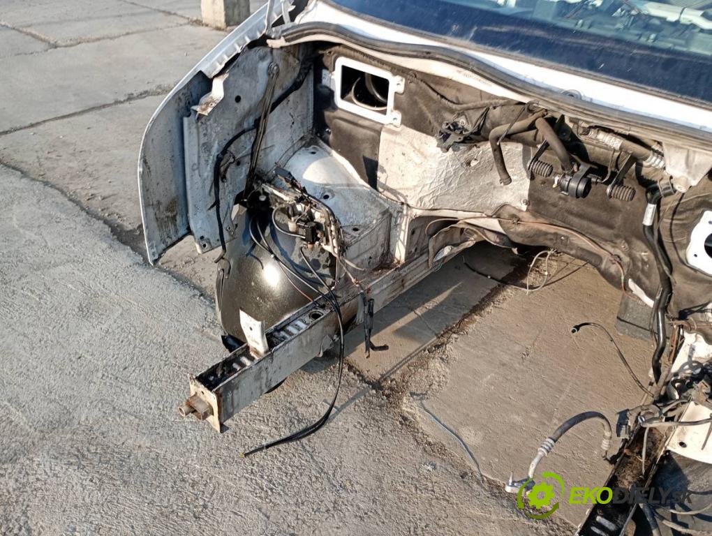 VW CARFTER 30 35 Autobus 2016 100 kW 2.0 TDI 1968 KAROSERIA ČTVRŤÁK PODŁUŻNICA levý pravá