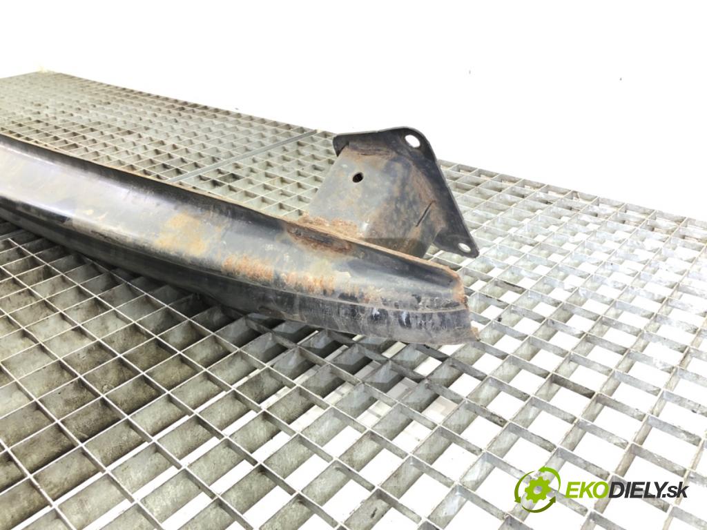 VW CC B7 coupe 2012 103 kW 2.0 TDI 1968 výztuha nárazníka zadní část  (Zadní výztuha)