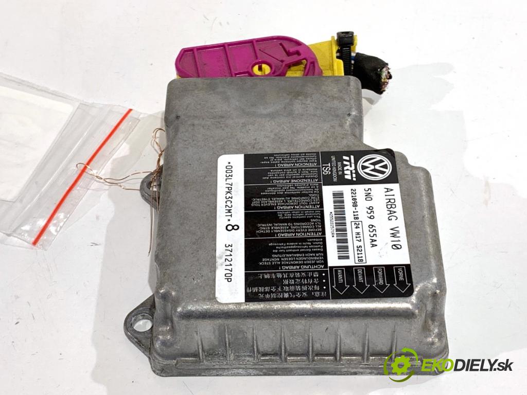 VW CC B7 coupe 2012 103 kW 2.0 TDI 1968 senzor airbag 5N0959655AA (Snímač)