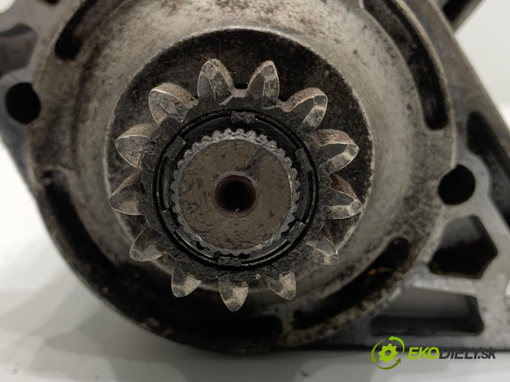 VW CC B7 coupe 2012 103 kW 2.0 TDI 1968 startér 02E911024H (Startér)