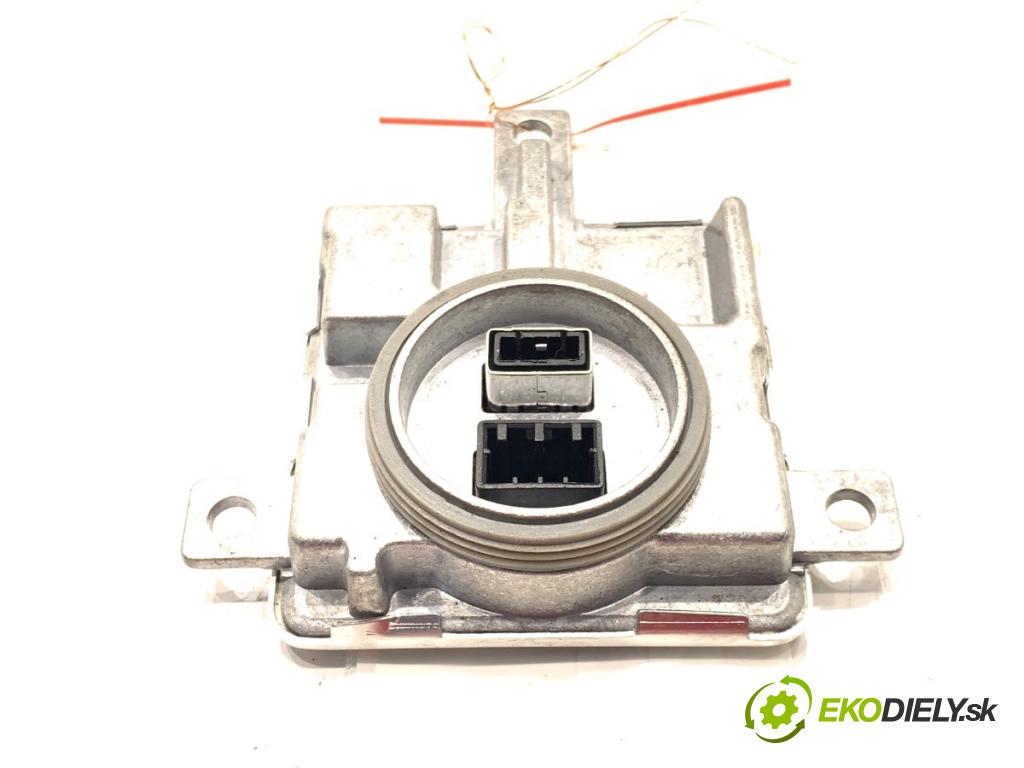 VW CC B7 coupe 2012 103 kW 2.0 TDI 1968 Menič XENON 8K0941597E (Riadiaca jednotka xenónu)