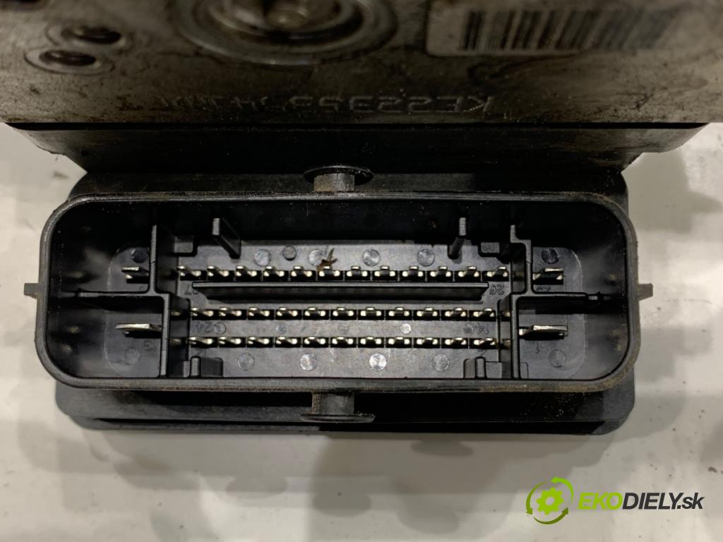 VW CC B7 coupe 2012 103 kW 2.0 TDI 1968 Pumpa ABS 3AA614109BK (Pumpa ABS)