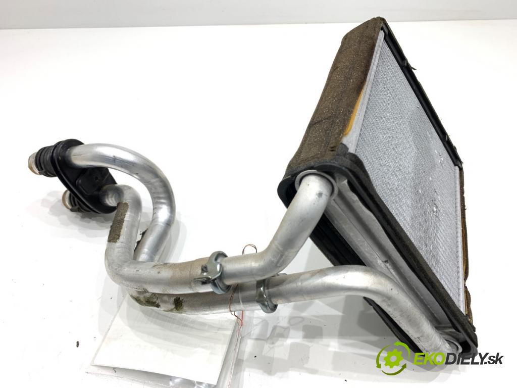 VW CC B7 coupe 2012 103 kW 2.0 TDI 1968 Výhrevné teleso, radiátor kúrenia 3C0819031A (Radiátor kúrenia)