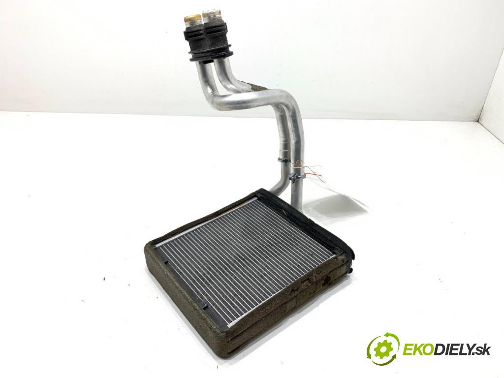 VW CC B7 coupe 2012 103 kW 2.0 TDI 1968 Výhrevné teleso, radiátor kúrenia 3C0819031A (Radiátor kúrenia)