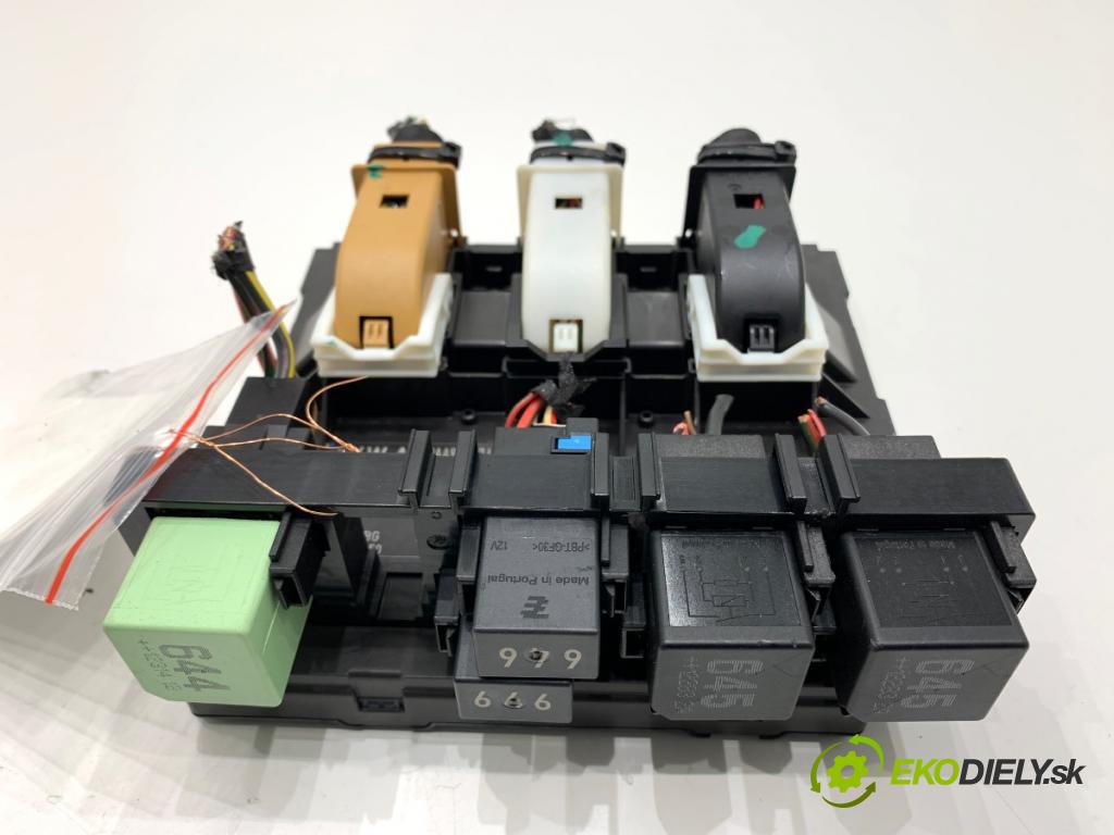 VW CC B7 coupe 2012 103 kW 2.0 TDI 1968 Modul komfortu 3AA937087J (Modul komfortu)