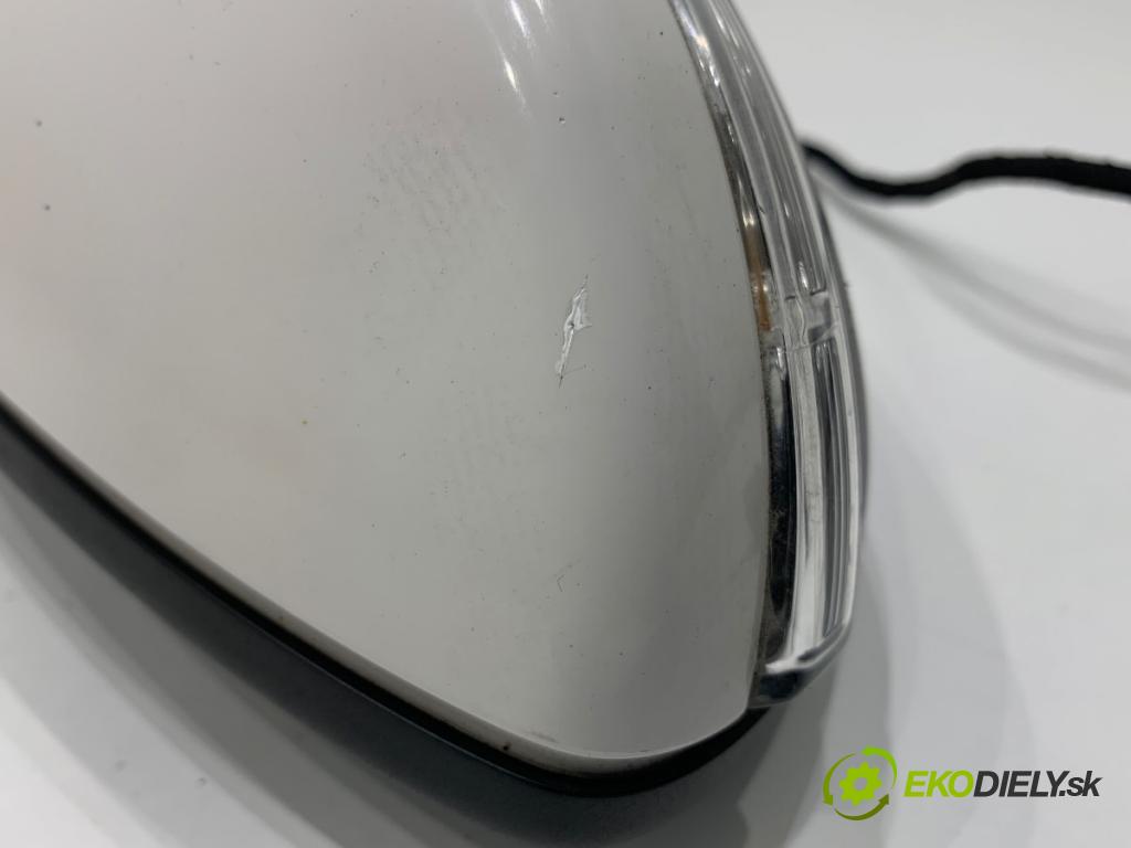 VW CC B7 coupe 2012 103 kW 2.0 TDI 1968 Spätné zrkadlo pravy