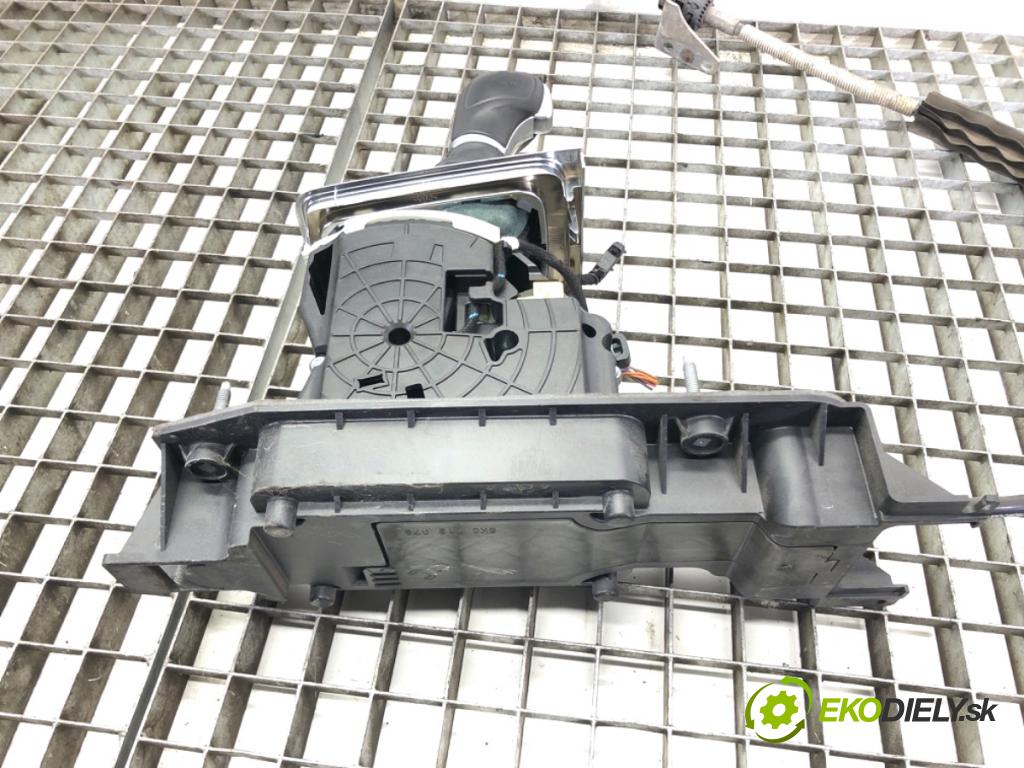 VW CC B7 coupe 2012 103 kW 2.0 TDI 1968 Kulisa 3AB713023A (Rýchlostná páka (kulisa))