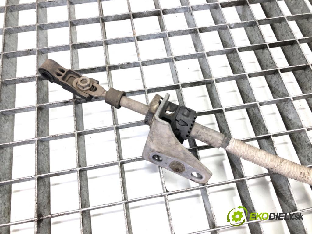 VW CC B7 coupe 2012 103 kW 2.0 TDI 1968 Kulisa 3AB713023A (Rýchlostná páka (kulisa))