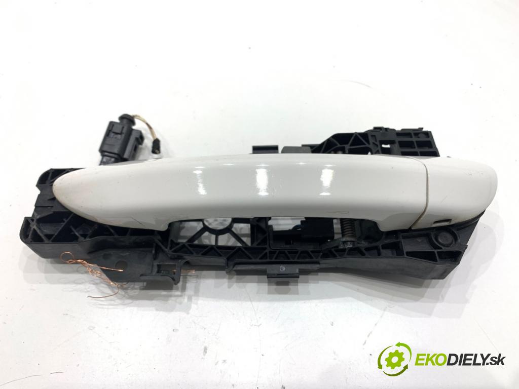 VW CC B7 coupe 2012 103 kW 2.0 TDI 1968 klika vnejší levý zadní část 
