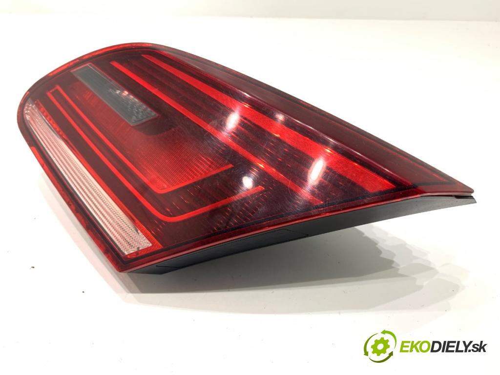 VW CC B7 coupe 2012 103 kW 2.0 TDI 1968 světlo zadní část pravá vnitřní 3C8945308P (Klika dveří ostatní)