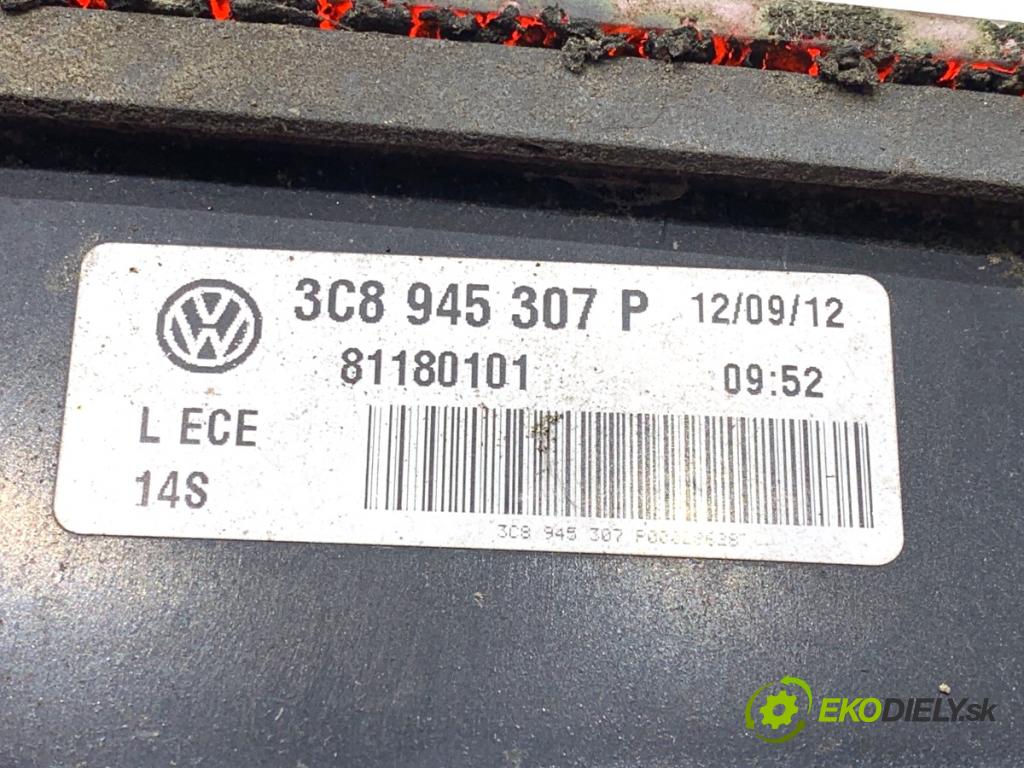 VW CC B7 coupe 2012 103 kW 2.0 TDI 1968 světlo zadní část levá strana vnitřní 3C8945307P (Klika dveří ostatní)