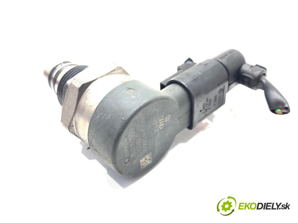 VW CC B7 coupe 2012 103 kW 2.0 TDI 1968 Regulátor tlaku paliva 057130764AB 0281006075 (Palivový systém ostatné)