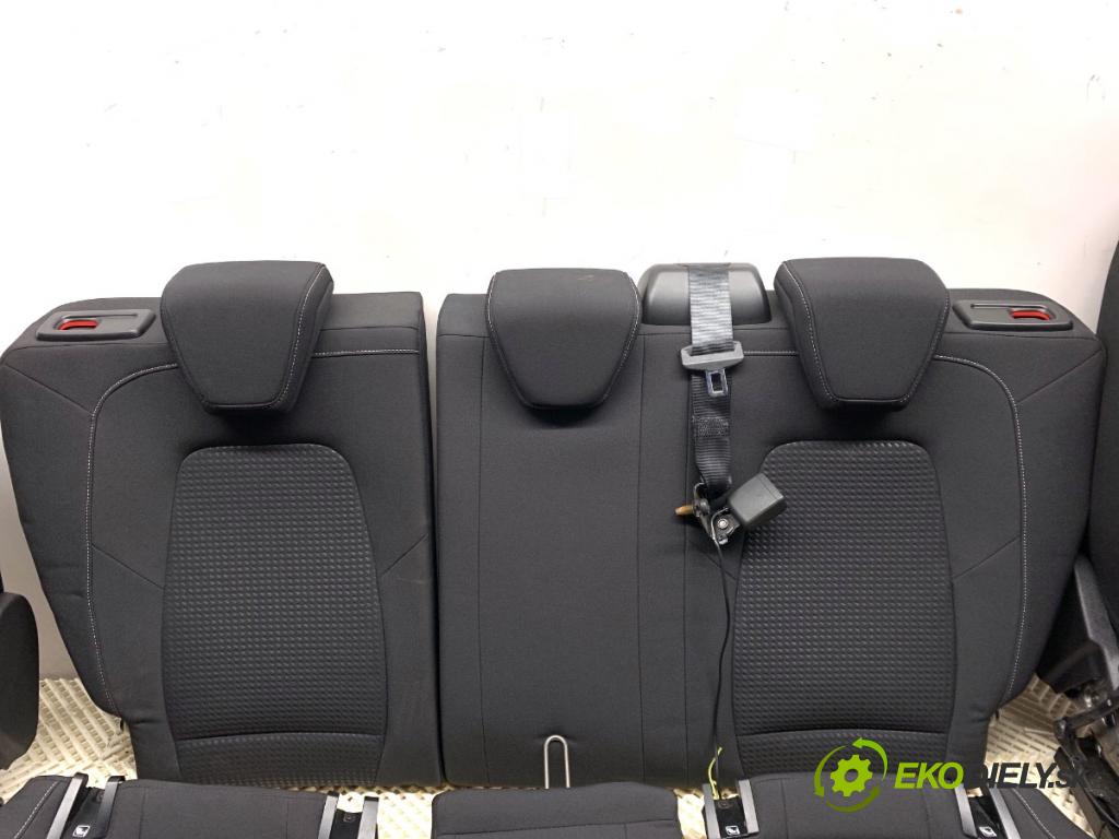 FORD FOCUS IV liftback 2019 88 kW 1.5 EcoBlue 1499 Sedadlá, sedačky Sedadlo bočné