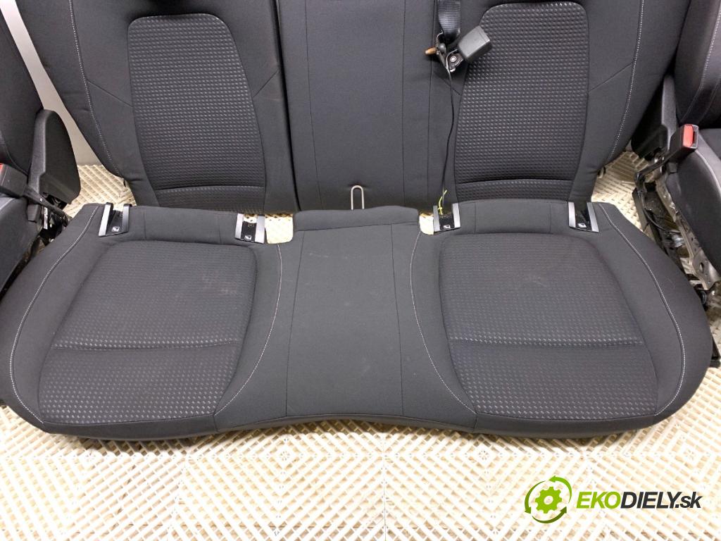 FORD FOCUS IV liftback 2019 88 kW 1.5 EcoBlue 1499 Sedadlá, sedačky Sedadlo bočné