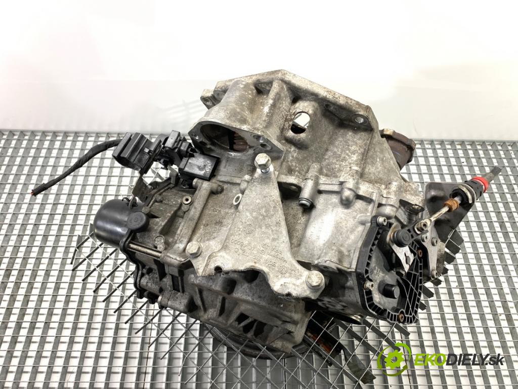 VW TOURAN nadwozie wielkoprzestrzenne (MPV) 2017 132 kW 1.8 TSI 1798 Prevodovka SMV (Prevodovka)