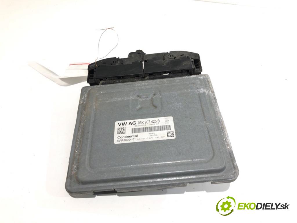 VW TOURAN nadwozie wielkoprzestrzenne (MPV) 2017 132 kW 1.8 TSI 1798 riadiaca jednotka Motor 06K907425B (Riadiaca jednotka)