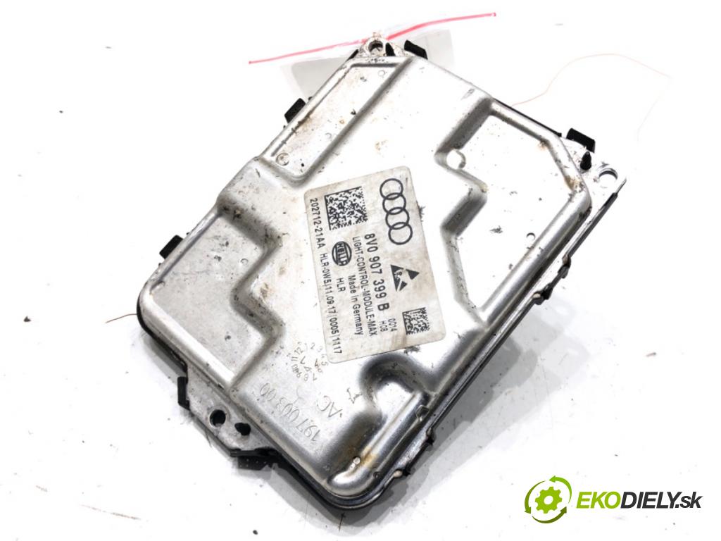 VW TOURAN nadwozie wielkoprzestrzenne (MPV) 2017 132 kW 1.8 TSI 1798 Menič XENON 8V0907399B (Riadiaca jednotka xenónu)