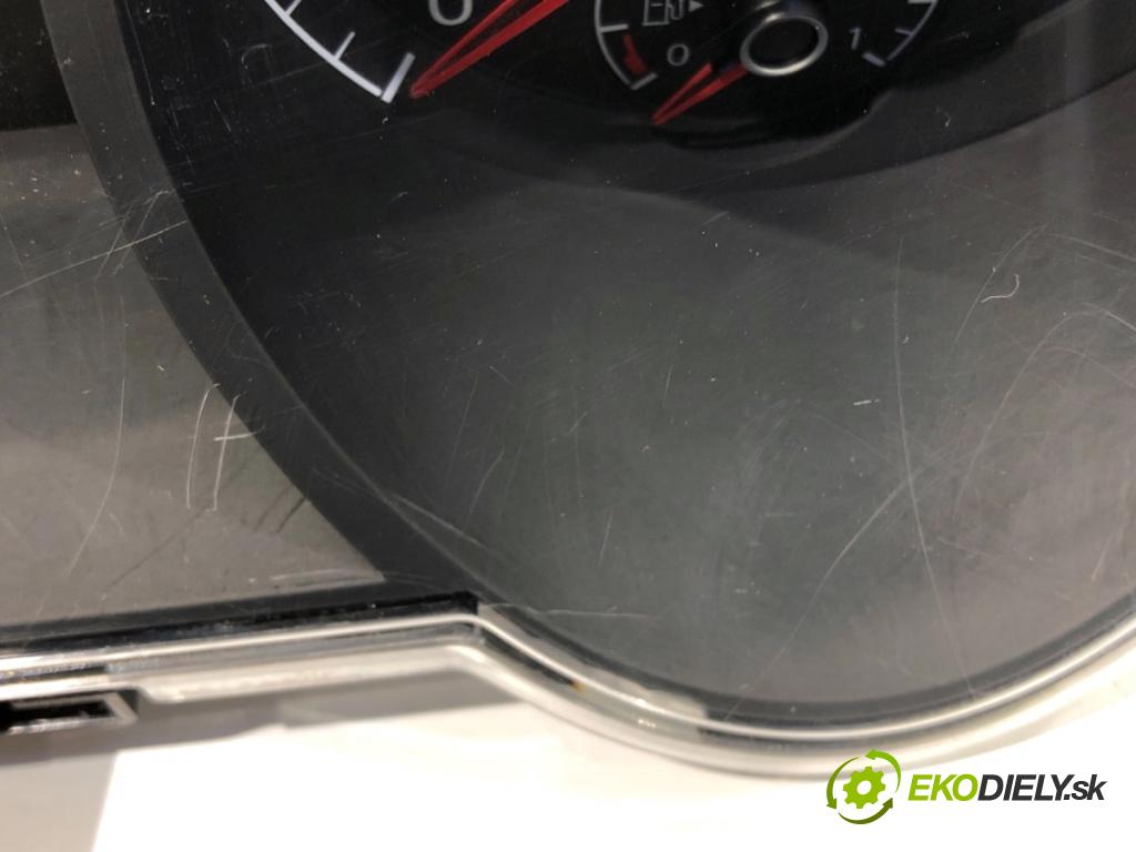 VW TOURAN nadwozie wielkoprzestrzenne (MPV) 2017 132 kW 1.8 TSI 1798 Prístrojovka 5TA920750B (Prístrojová doska)