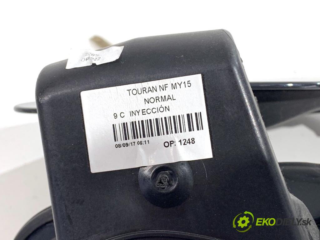 VW TOURAN nadwozie wielkoprzestrzenne (MPV) 2017 132 kW 1.8 TSI 1798 Dvierka nádrže paliva 5TA809857B (Kľučka dverí ostatné)