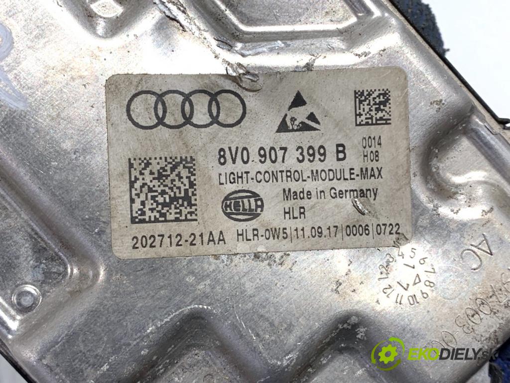 VW TOURAN nadwozie wielkoprzestrzenne (MPV) 2017 132 kW 1.8 TSI 1798 Menič XENON 8V0907399B (Riadiaca jednotka xenónu)