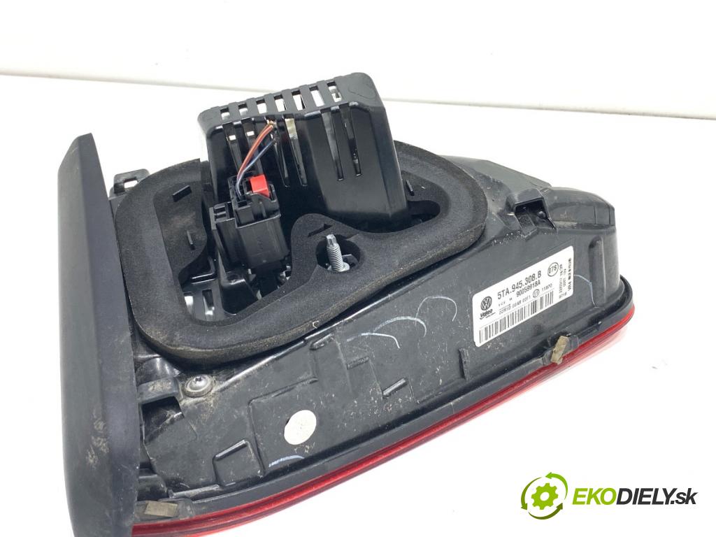 VW TOURAN nadwozie wielkoprzestrzenne (MPV) 2017 132 kW 1.8 TSI 1798 světlo zadní část pravá vnitřní 5TA945308B (Klika dveří ostatní)