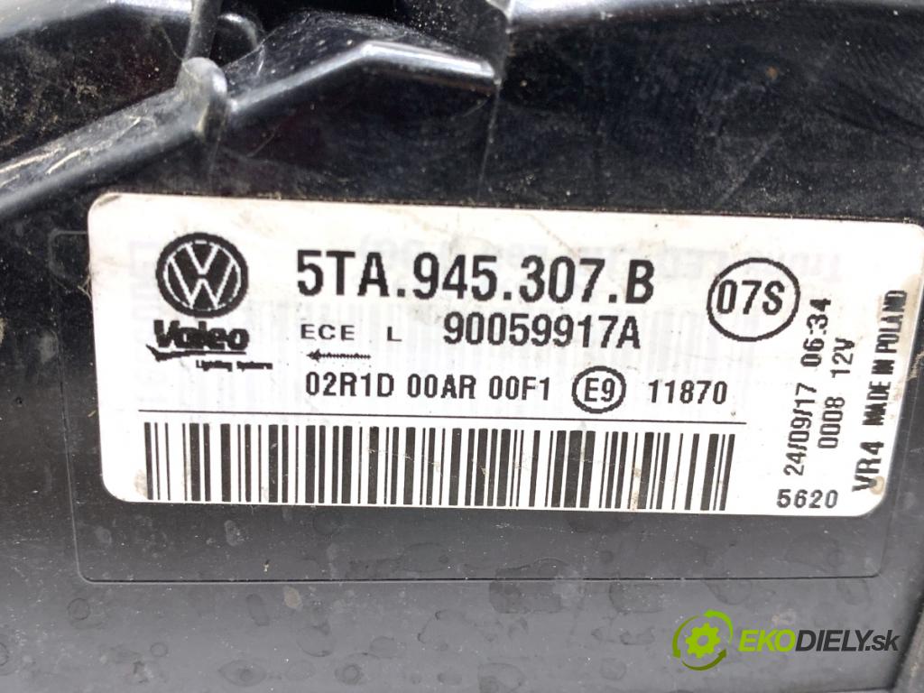 VW TOURAN nadwozie wielkoprzestrzenne (MPV) 2017 132 kW 1.8 TSI 1798 Svetlo zad ľavá strana vnútorná 5TA945307B (Kľučka dverí ostatné)