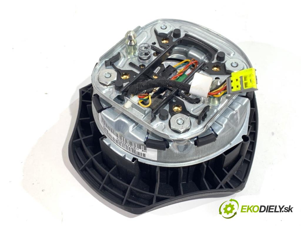 BMW E90 ---  --- --- --- AirBag volantu 6779829 (Airbag)