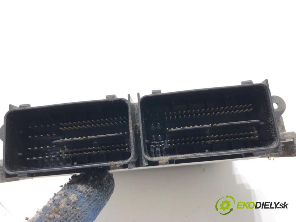 FORD MONDEO MK5 liftback 2017 110 kW 2.0 TDCi 1998 riadiaca jednotka Motor DS71-12B684-XC (Riadiaca jednotka)