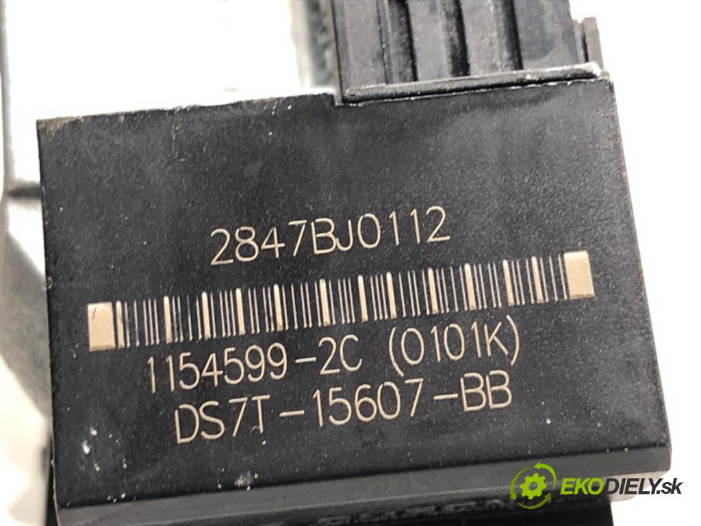 FORD MONDEO MK5 liftback 2017 110 kW 2.0 TDCi 1998 spinačka 3M51-3F880-AE (Spínacia skrinka)