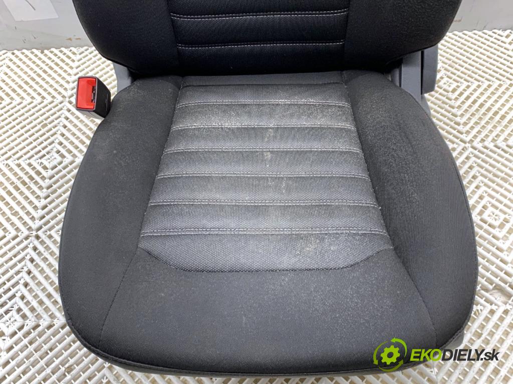 FORD MONDEO MK5 liftback 2017 110 kW 2.0 TDCi 1998 Sedadlo ľavy predný